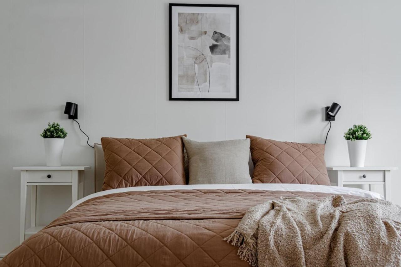 Spacious For 6 In Sodermalm Apartment